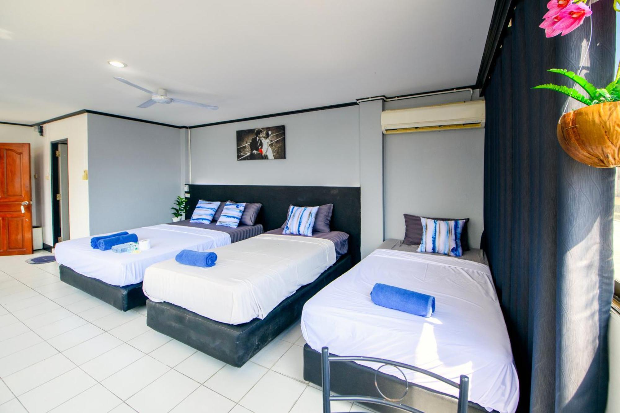 Happy Jomtien - Beachfront Rom bilde